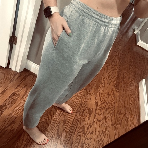 Cuffed Sweatpants - Picture 2 of 4